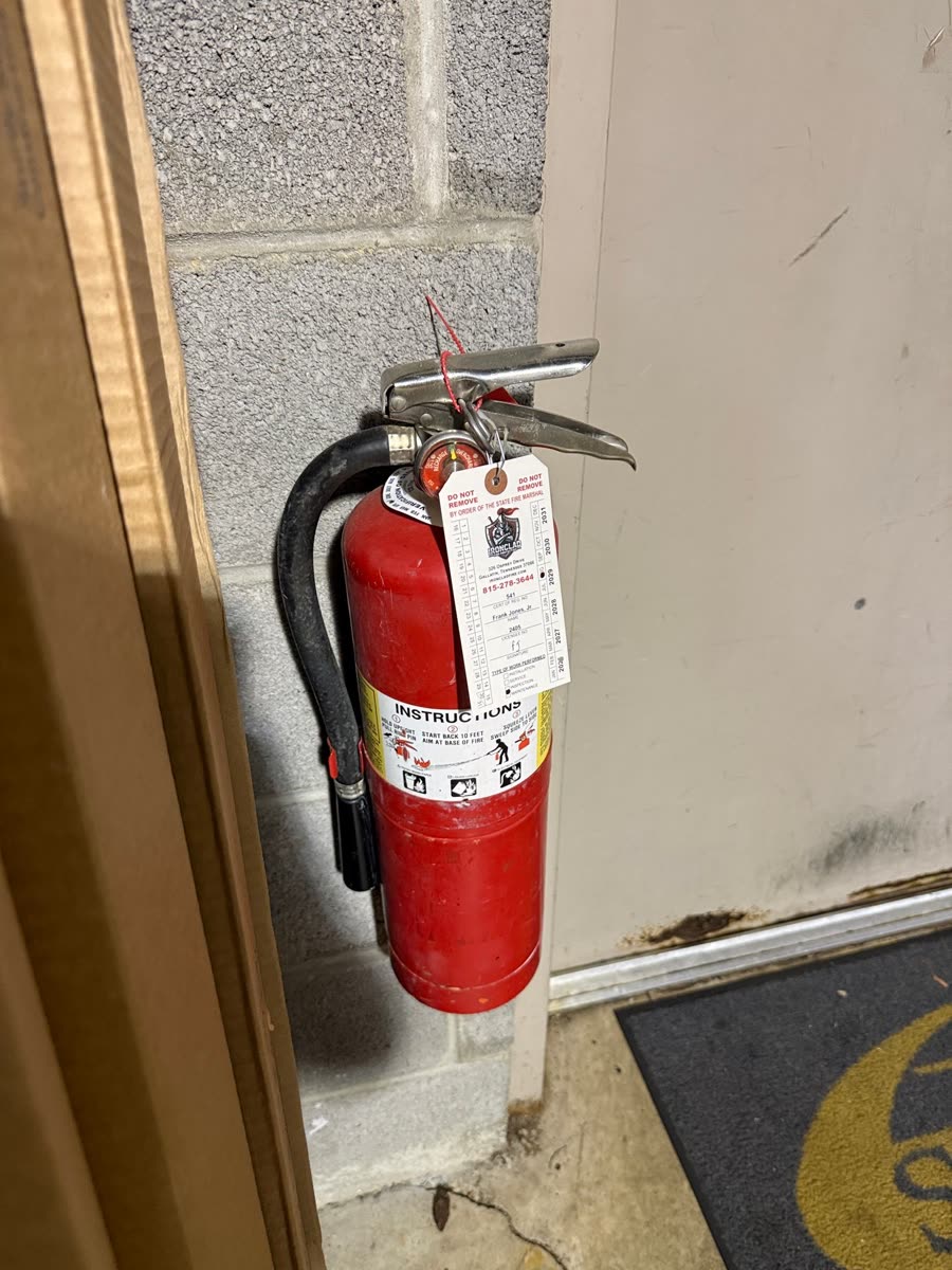 Mattress Gallery Direct fire extinguisher job in Franklin, TN